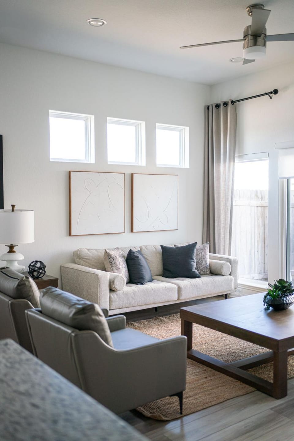 Spacious 4BR Oasis - Pool - Patio - 8 Min to Kalahari House in Round Rock