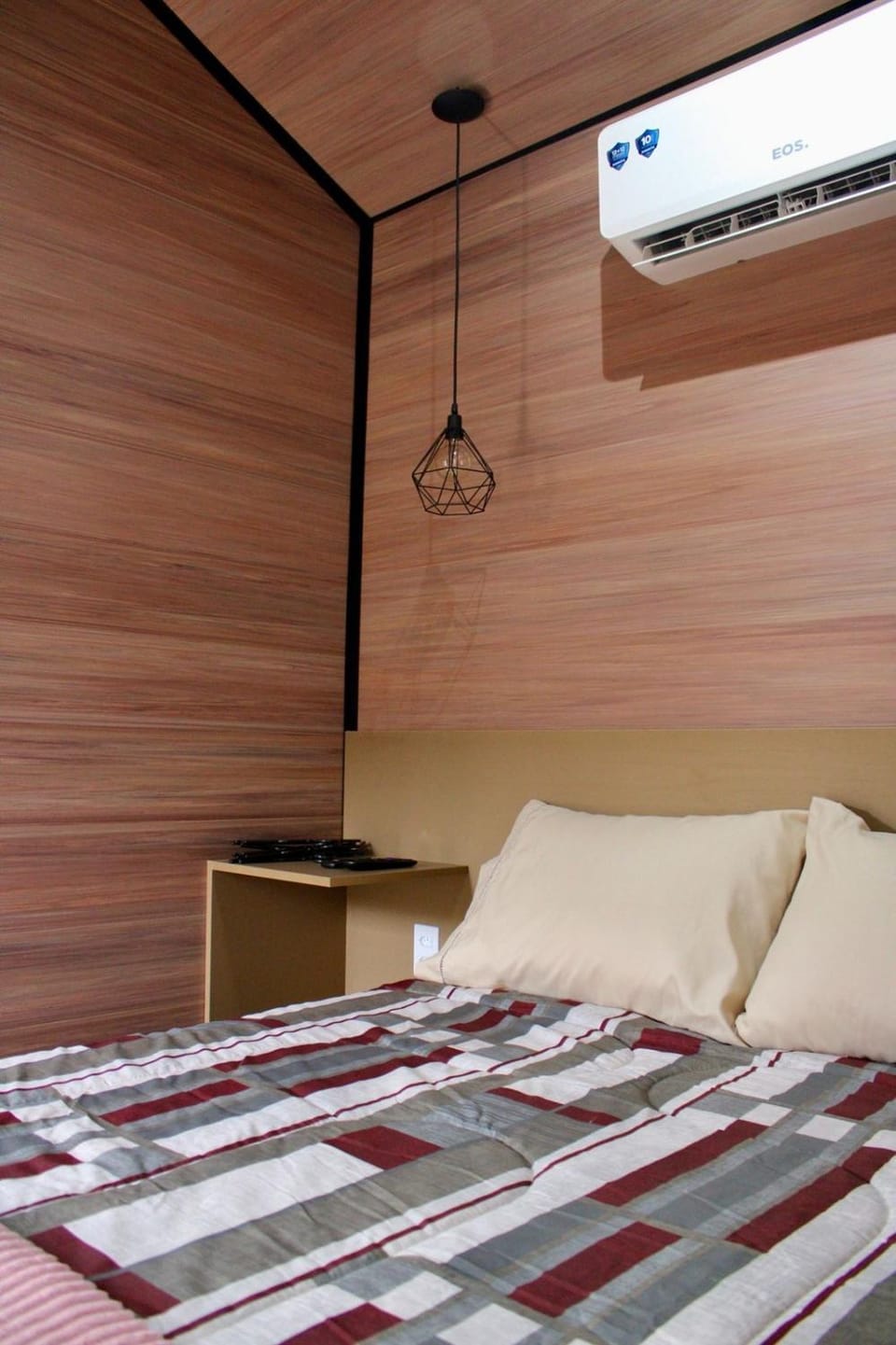 Premium Black House in Canela