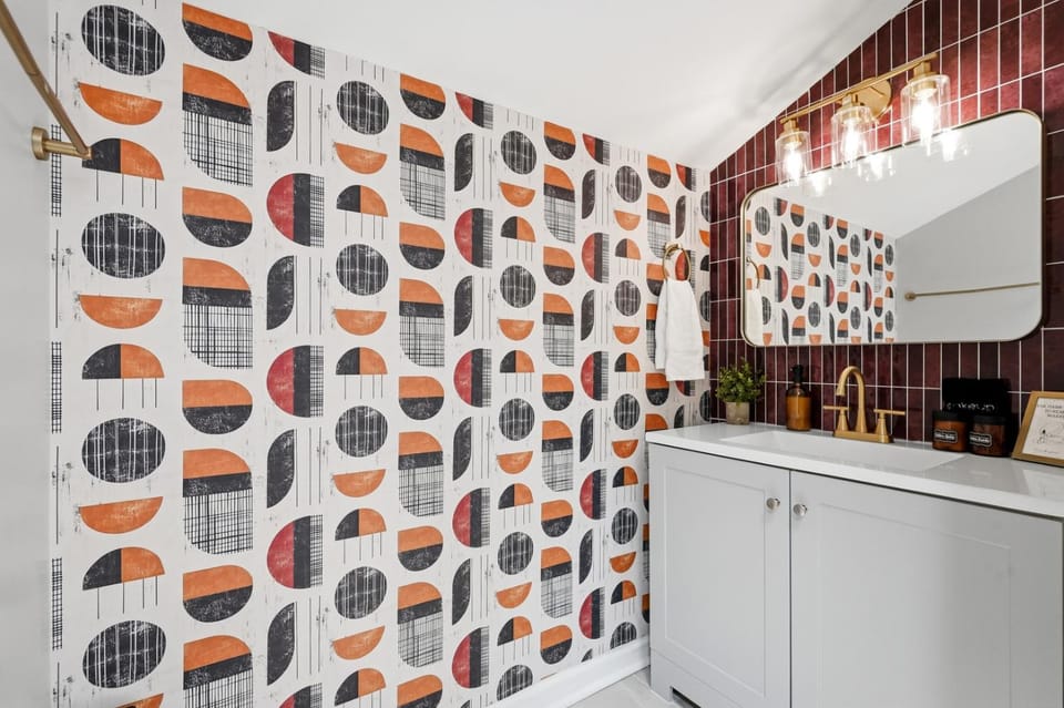 Bathroom, Decorative detail