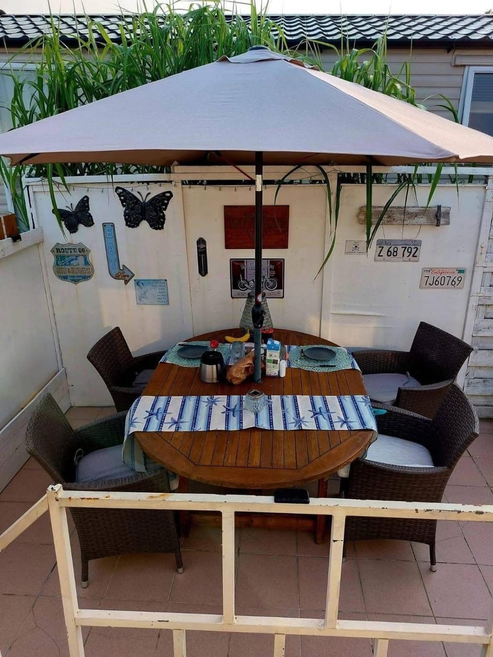 Tiny Beach Cottage - New Vennepark Wenduine Campground/ 
RV Resort in De Haan