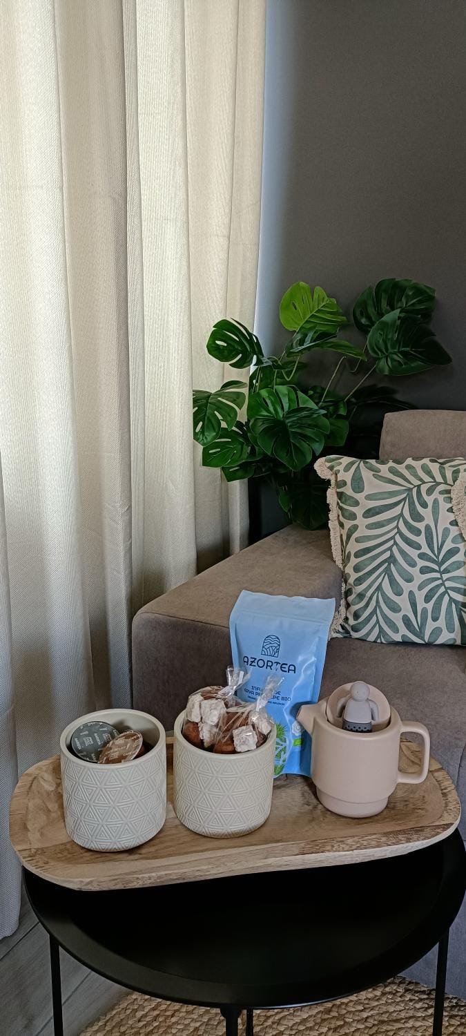 Coffee/tea facilities, Living room