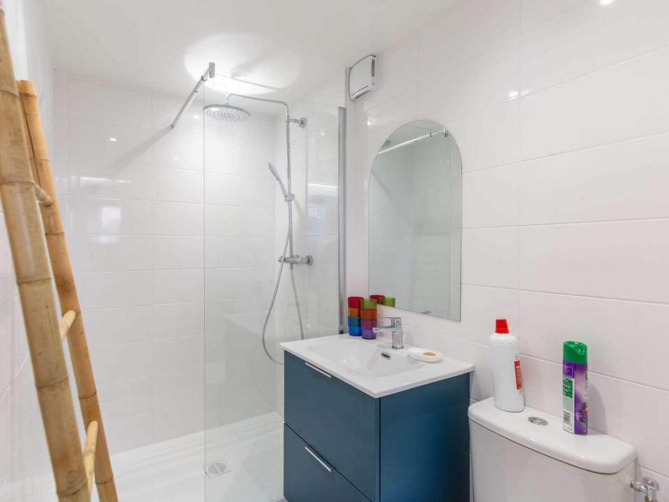 Studio lumineux 6 personnes, sud, proche pistes - La Mongie - FR-1-404-360 Apartment in Occitanie