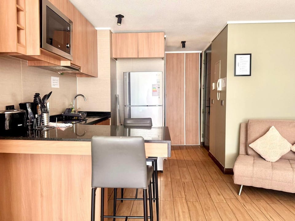 Comodo con aire acondicionado y estacionamiento Apartment in Las Condes