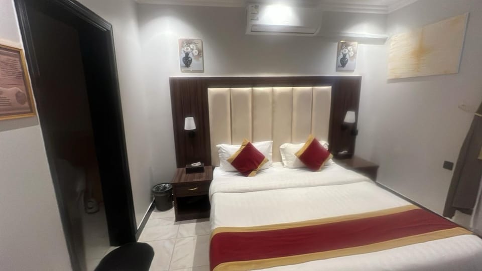 مساكن الفخامة للشقق المخدومة الشفا Apartment in Riyadh