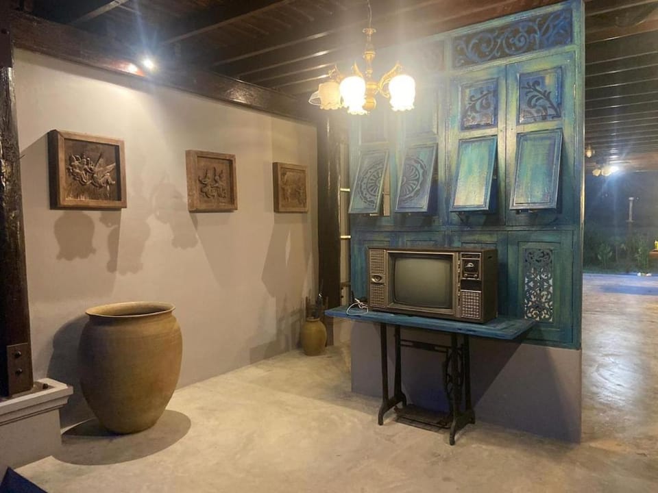Dalasone Pool Villa with Stunning Mountain View Villa in Vang Vieng