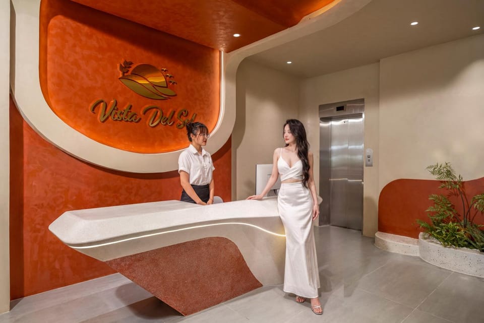 Lobby or reception, concierge