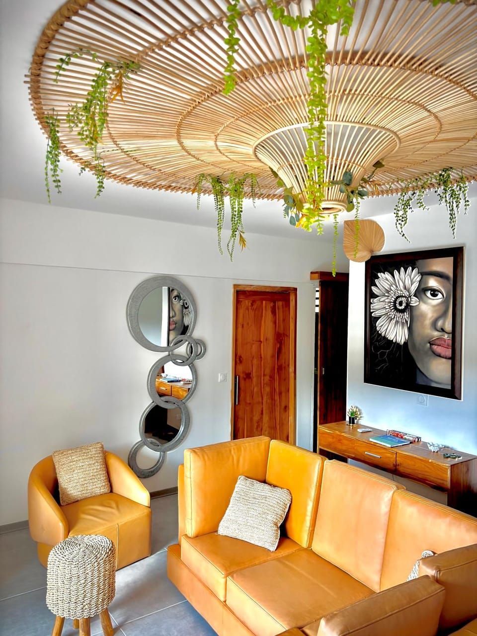 Communal lounge/ TV room, TV and multimedia, Living room, Seating area
