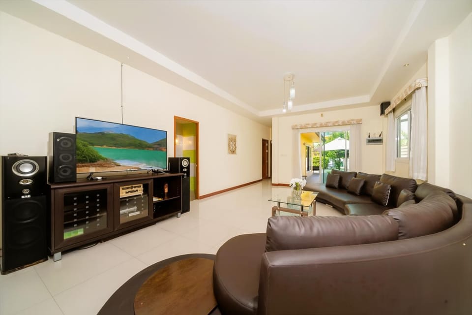 TV and multimedia, Living room