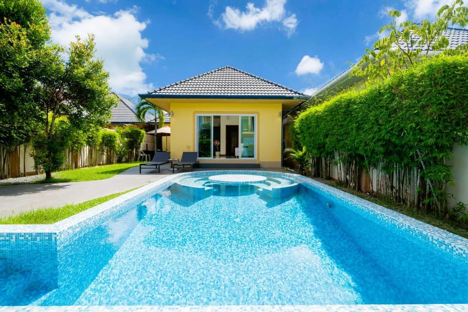 Property building, Swimming pool