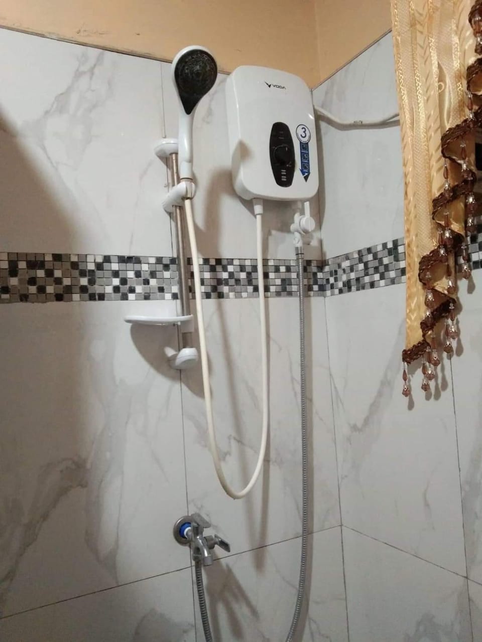 Shower, heating