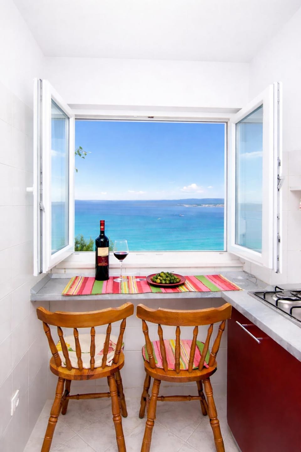 Love nest for 2 on the beach, free parking at the house Apartment in Split-Dalmatia County