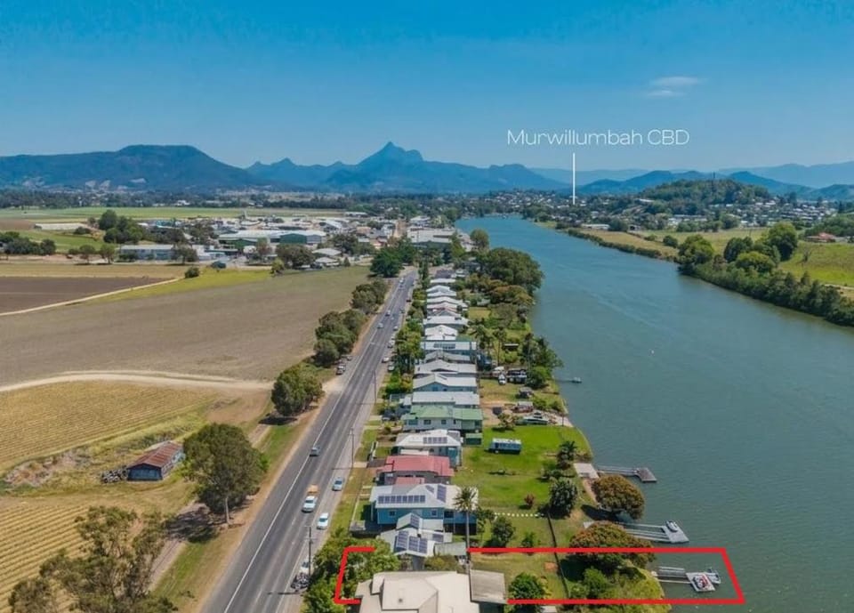 Tweed River Waterfront Cottage House in Murwillumbah