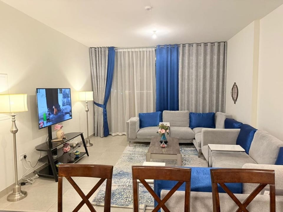 TV and multimedia, Dining area