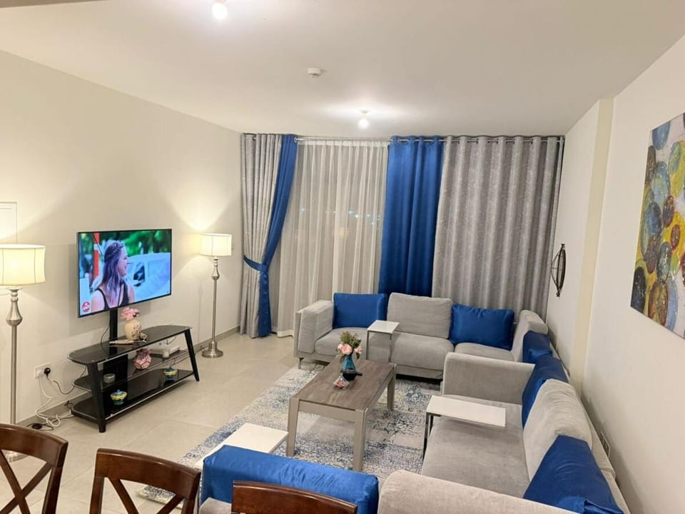 Communal lounge/ TV room, TV and multimedia, Living room