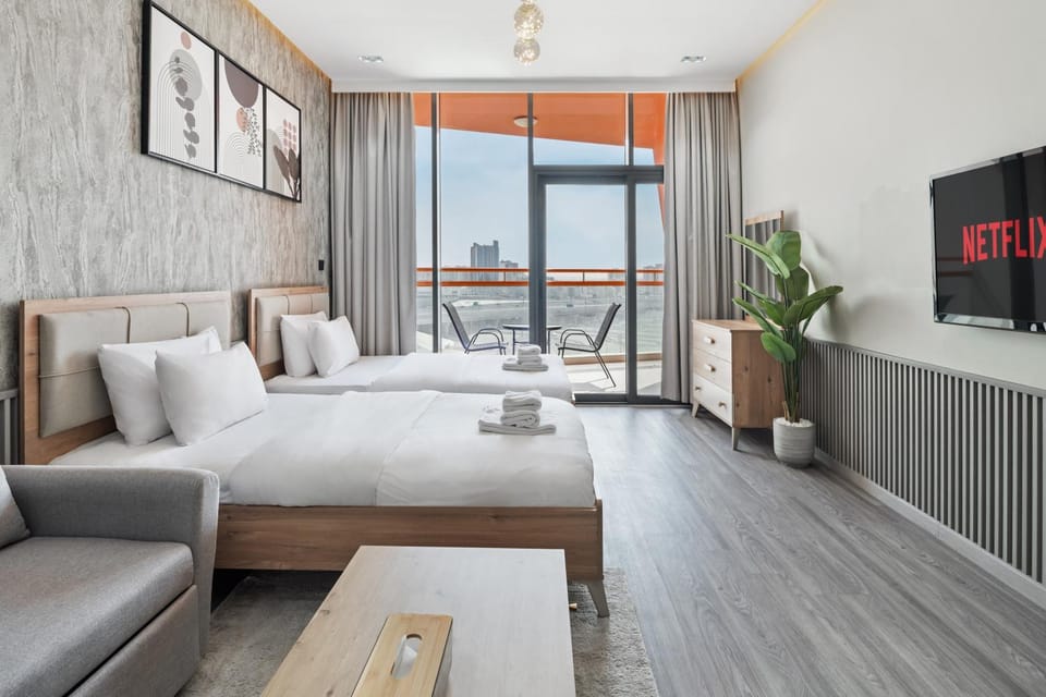 Luxury Silicon Oasis Studio Near Mall & Airport Apartment in Dubai
