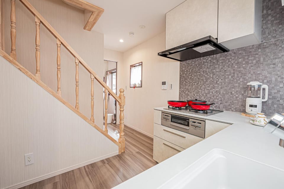 KTV Party House 3min to Itabashi Station Traditional Street Stay Villa in Japan