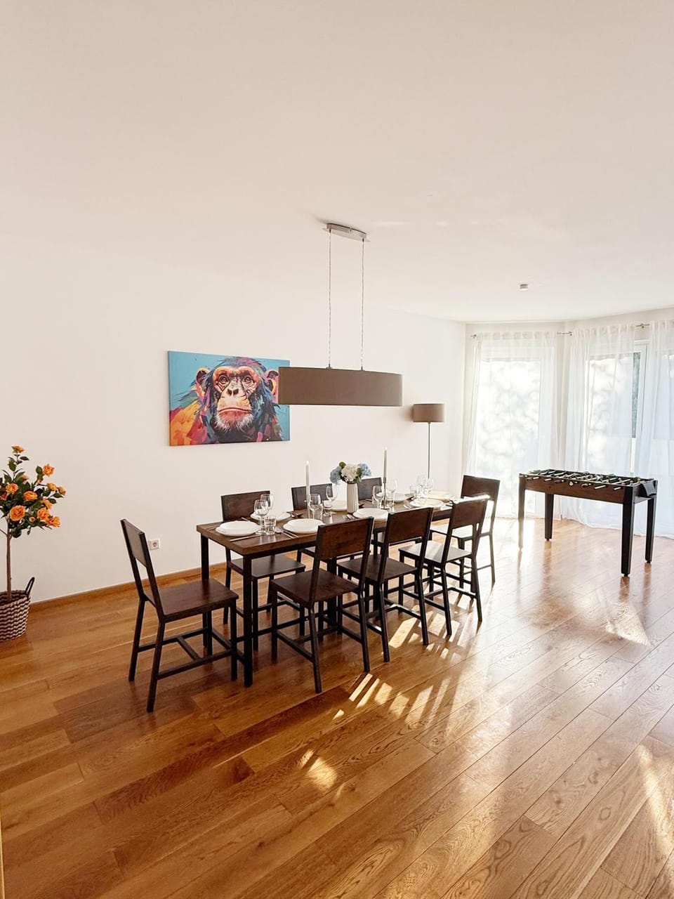 Living room, Dining area