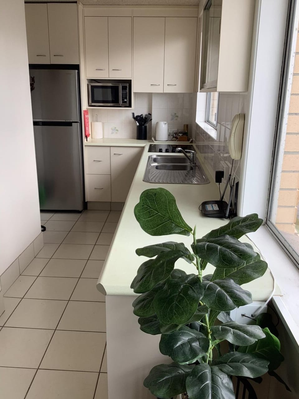 Coffee/tea facilities, Kitchen or kitchenette, dishwasher, oven, stove, toaster