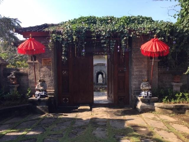 Balinese Dream Villa - Art, Space & Serenity-Sanur House in Denpasar