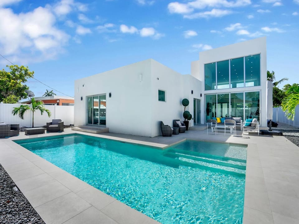 Property building, Patio