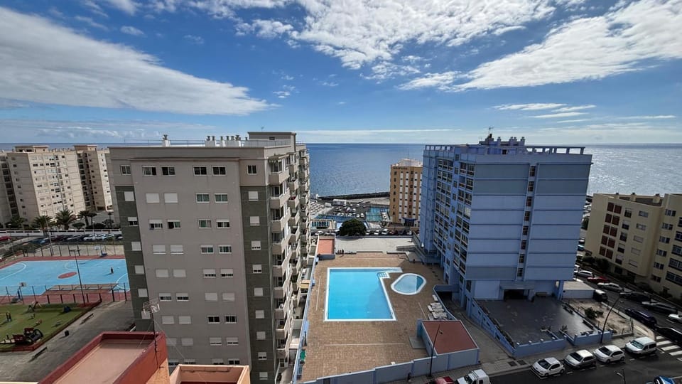 Bird's eye view, Sea view