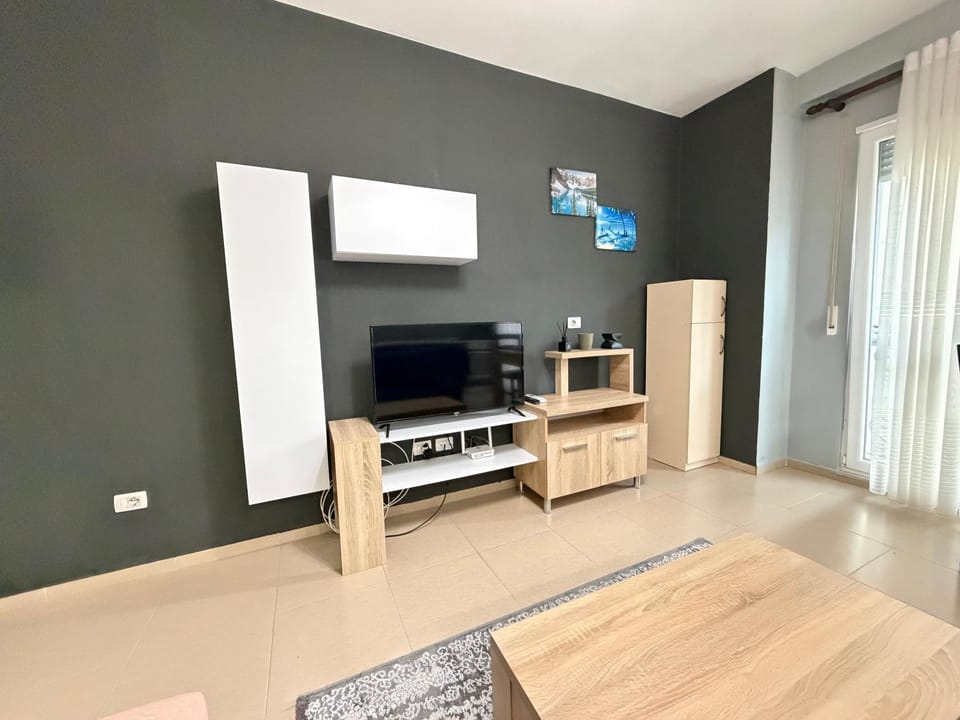 Communal lounge/ TV room, TV and multimedia, Evening entertainment