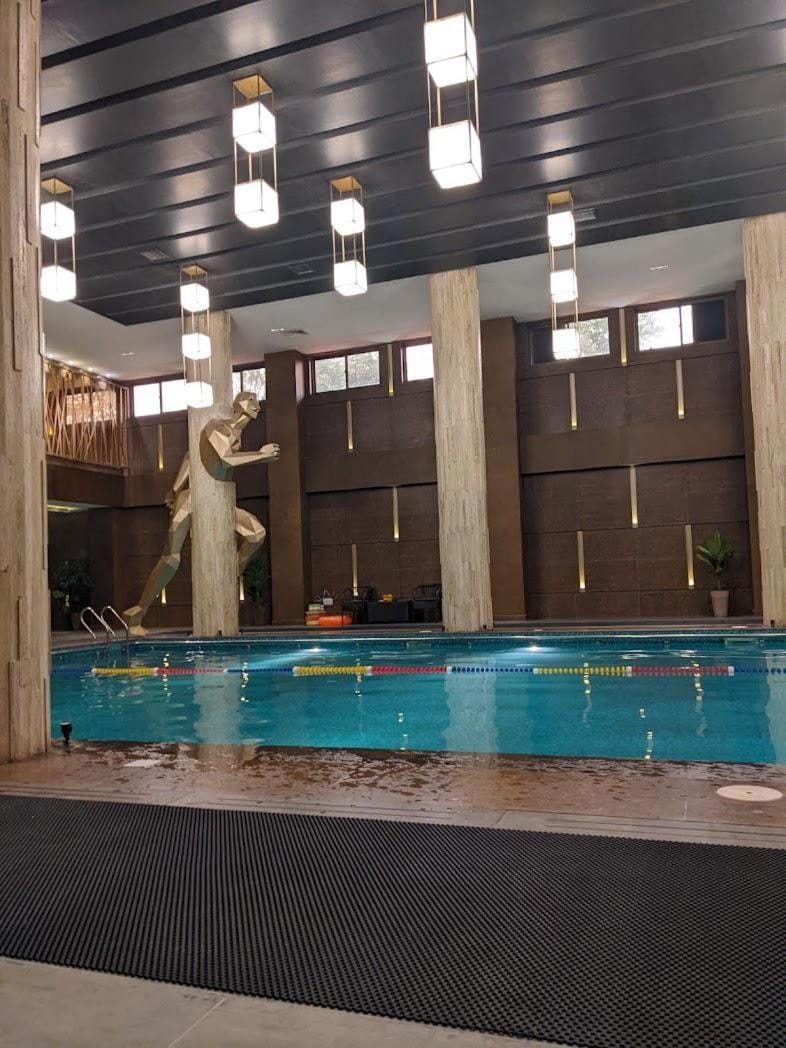 Pool view, Swimming pool