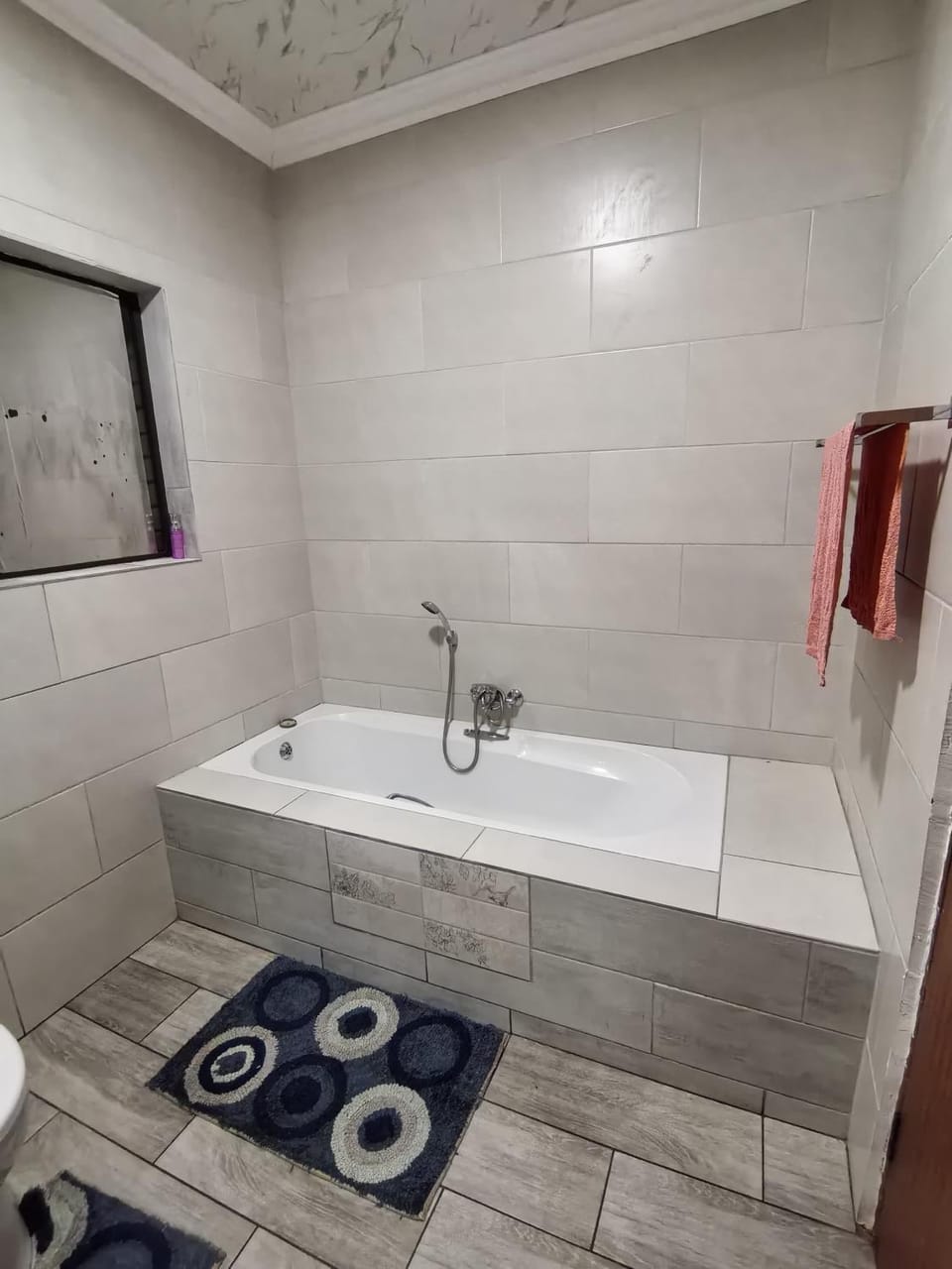 Tshiame Private Guest Room Near Harrismith Bed and Breakfast in KwaZulu-Natal