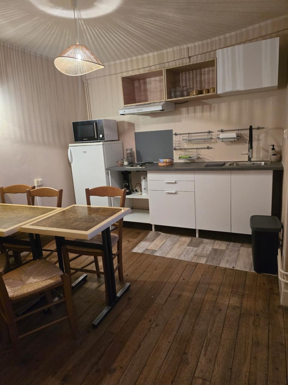 les chambres de Mémé Apartment in Nouvelle-Aquitaine