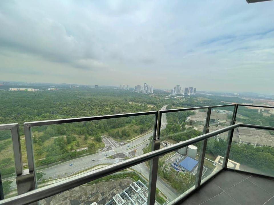 Almas Suites Tower Design Puteri Harbour Apartment in Johor
