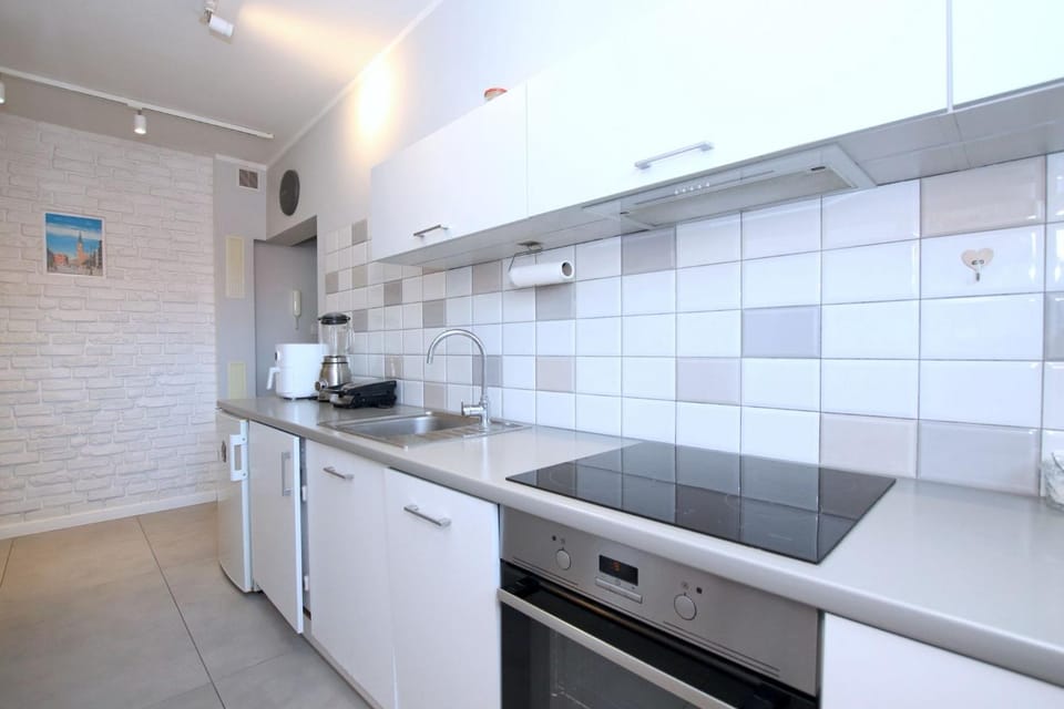 Perfect Location Apartment with Balcony Oldtown Apartment in Gdansk