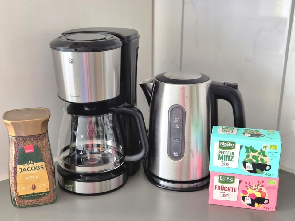 Coffee/tea facilities