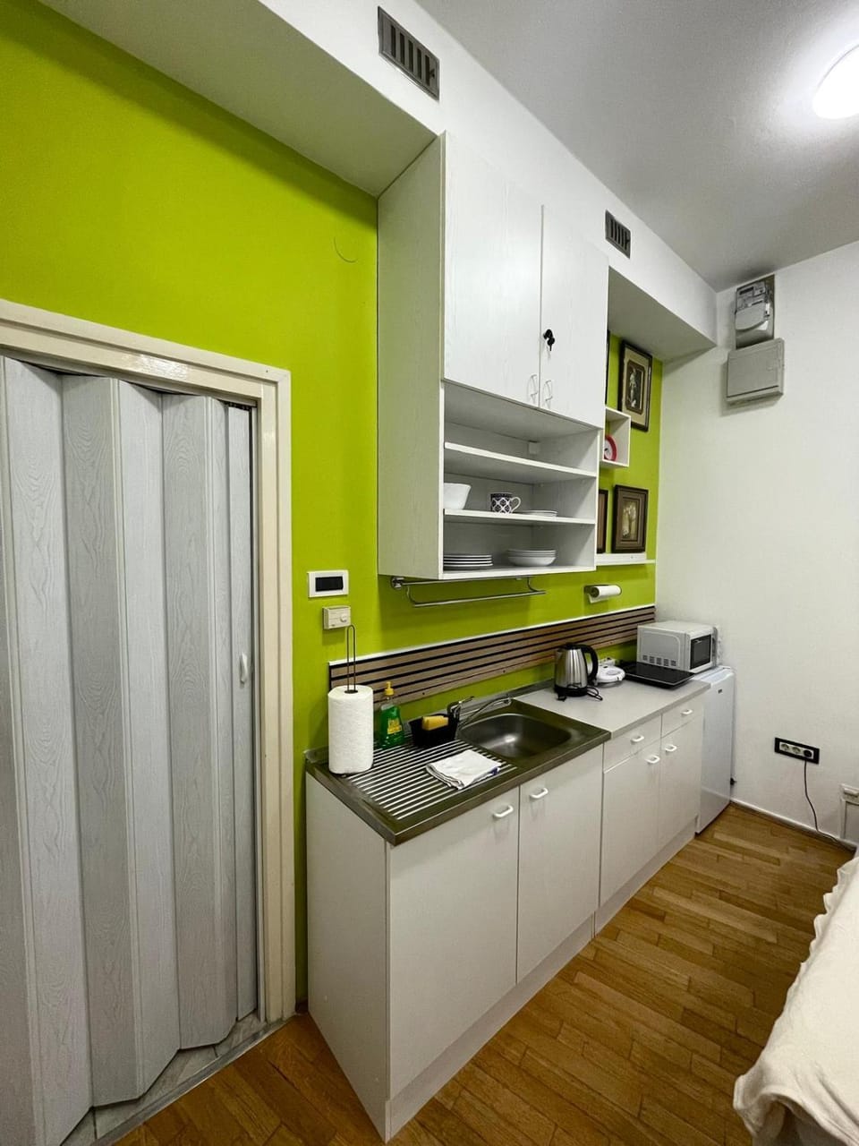 Kitchen or kitchenette, minibar, pet friendly, stove