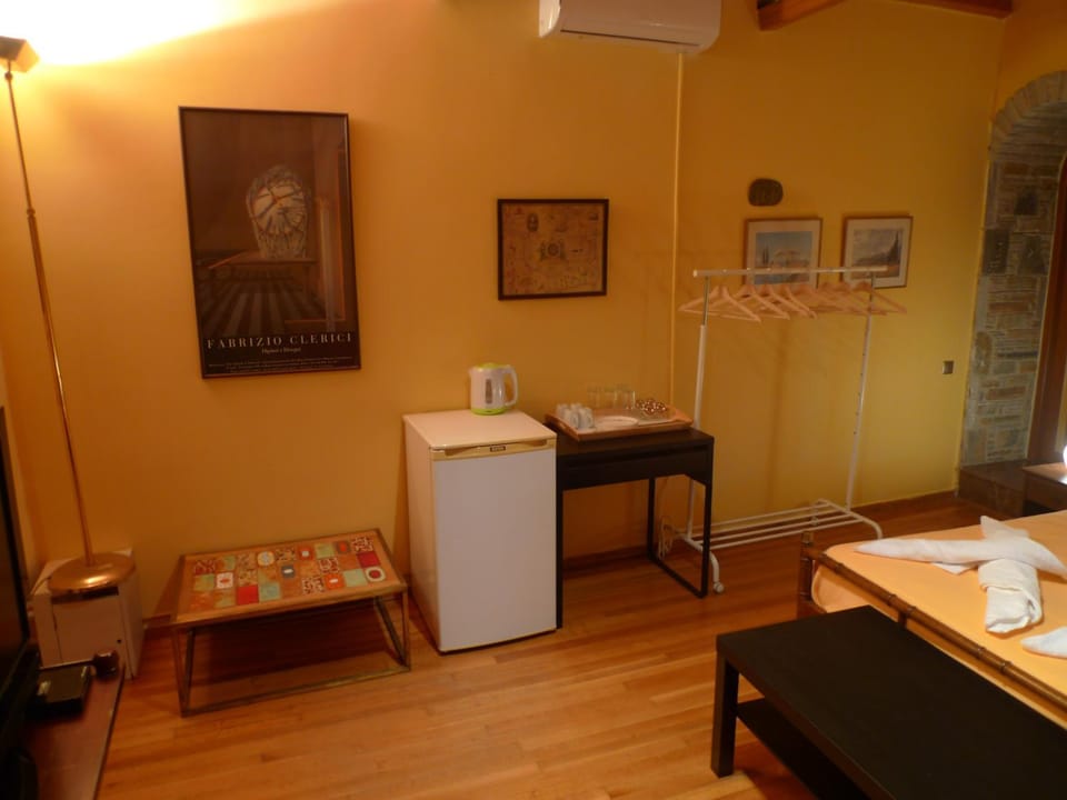 The Wooden Nest, Cozy Private Room Vacation rental in East Attica Regional Unit, Greece