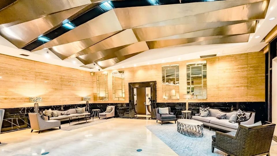 Lobby or reception, Seating area