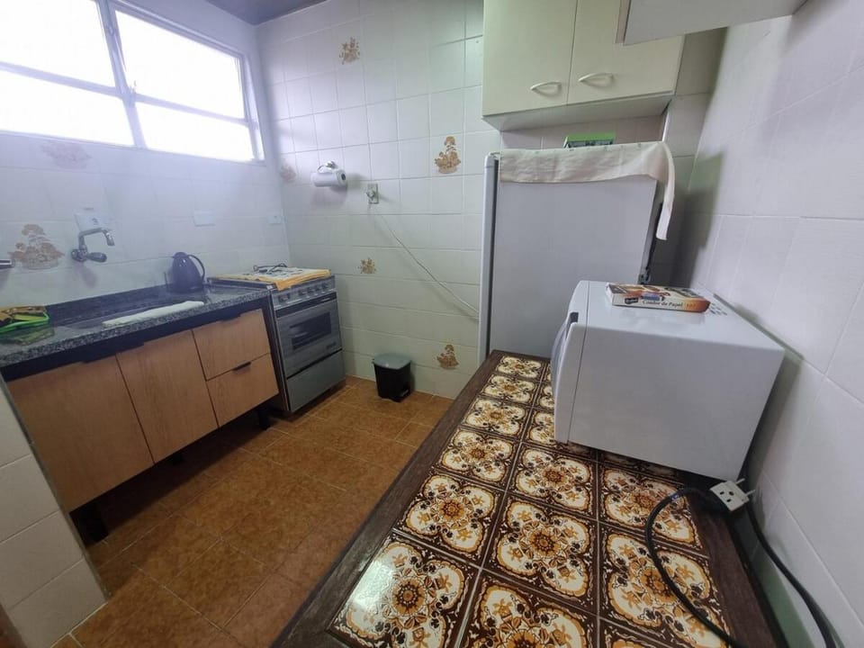 Kitchen or kitchenette, oven, stove