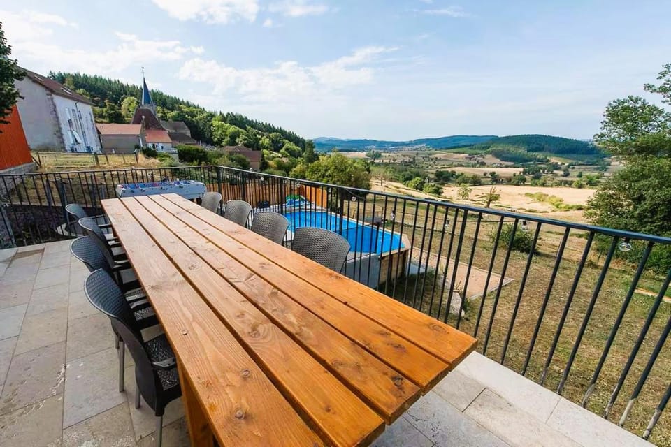 View (from property/room), Balcony/Terrace