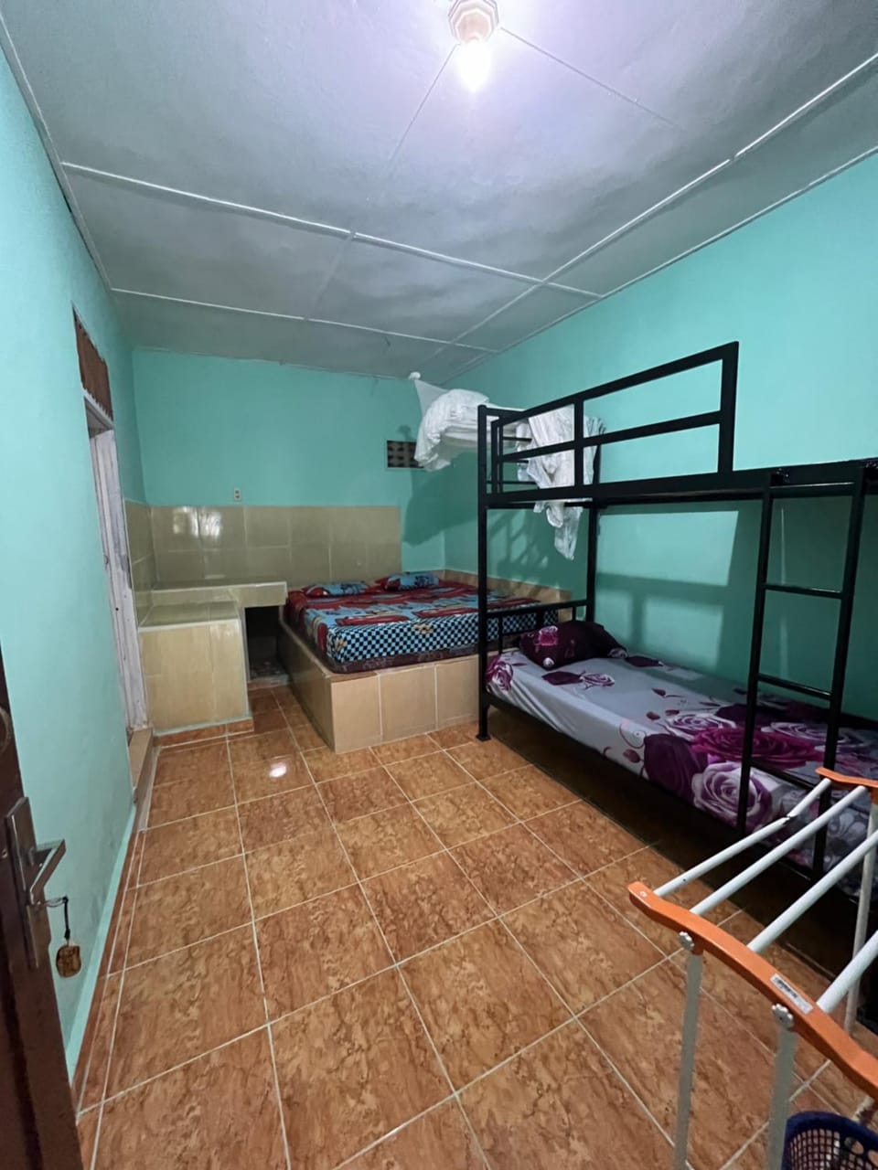 Backpackers Jungle Trekking & Guest House Bed and Breakfast in Indonesia