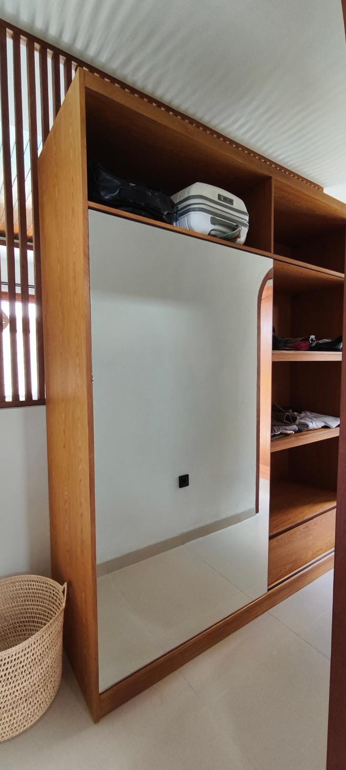 wardrobe