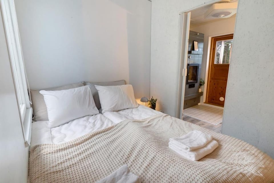 Cozy Lapland Hideaway By Lapland Host House in Rovaniemi