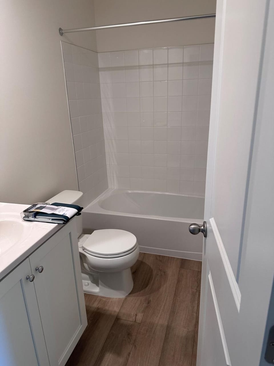 Furnished brand new townhome Apartment in Falling Waters