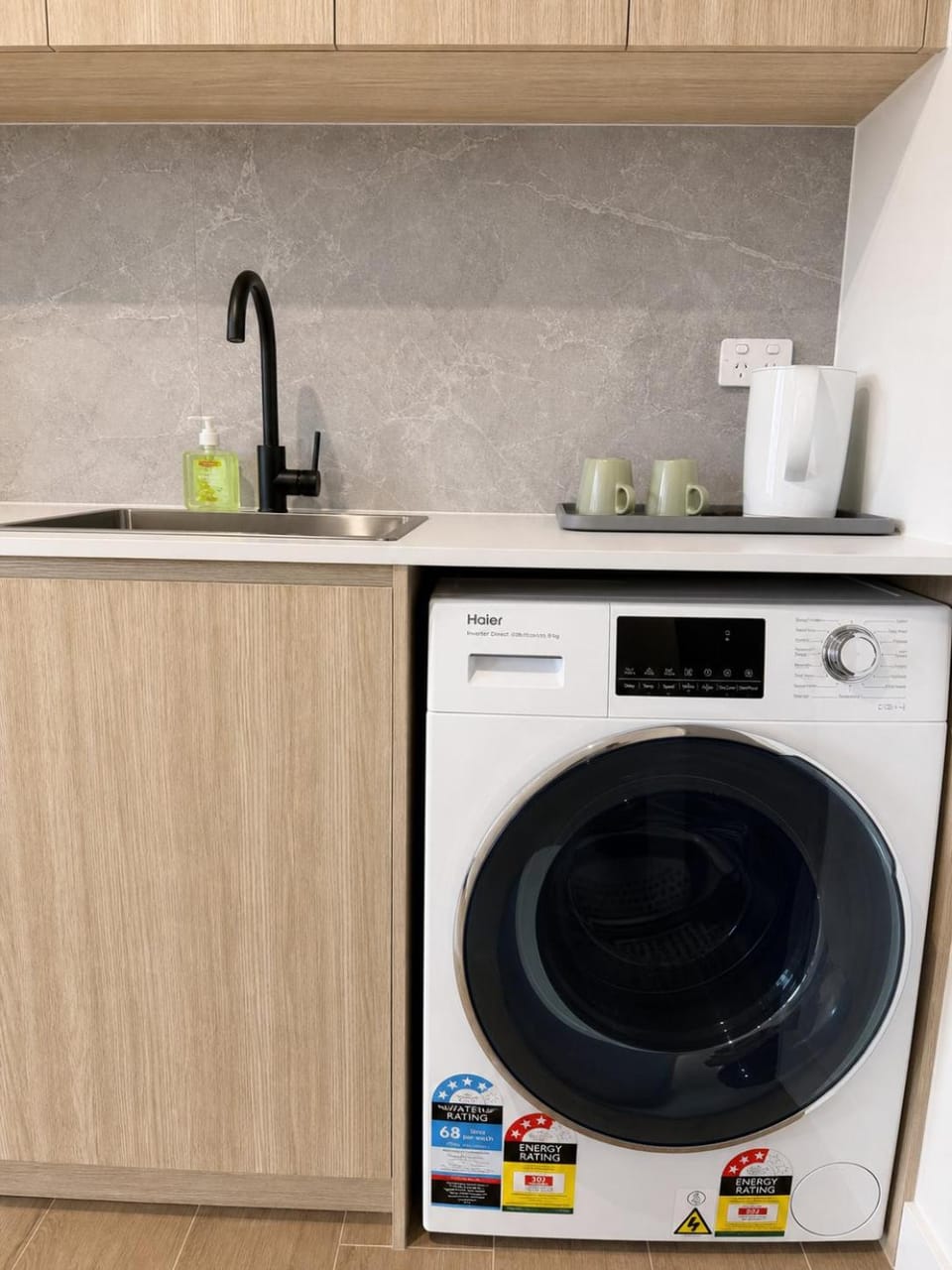 Granville Studio Ensuite toilet and kitchen Apartment in Sydney