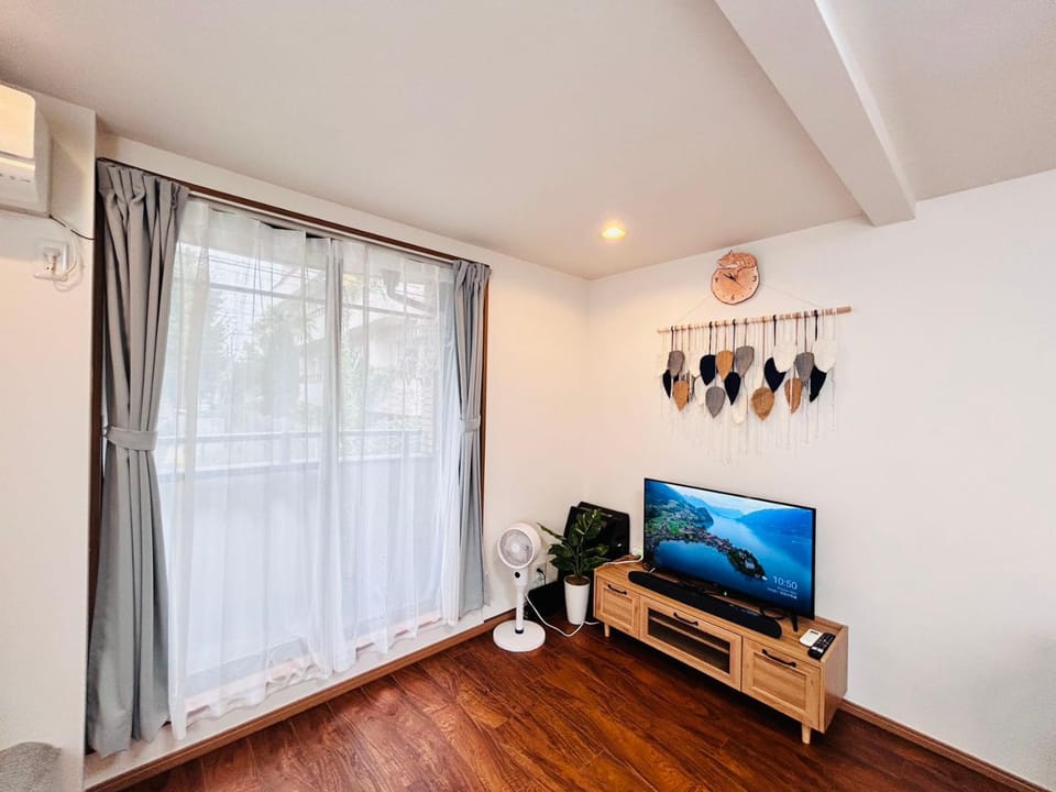 Communal lounge/ TV room, TV and multimedia