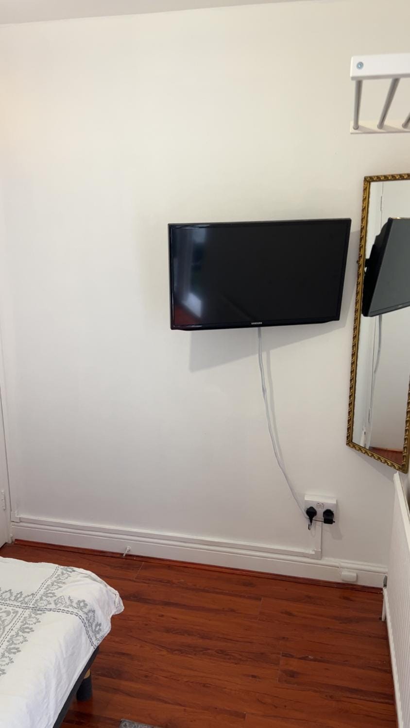 TV and multimedia, Bedroom