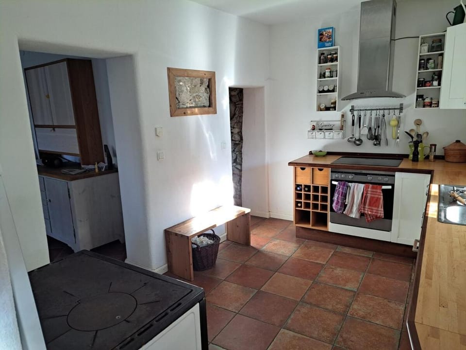 Kitchen or kitchenette, stove