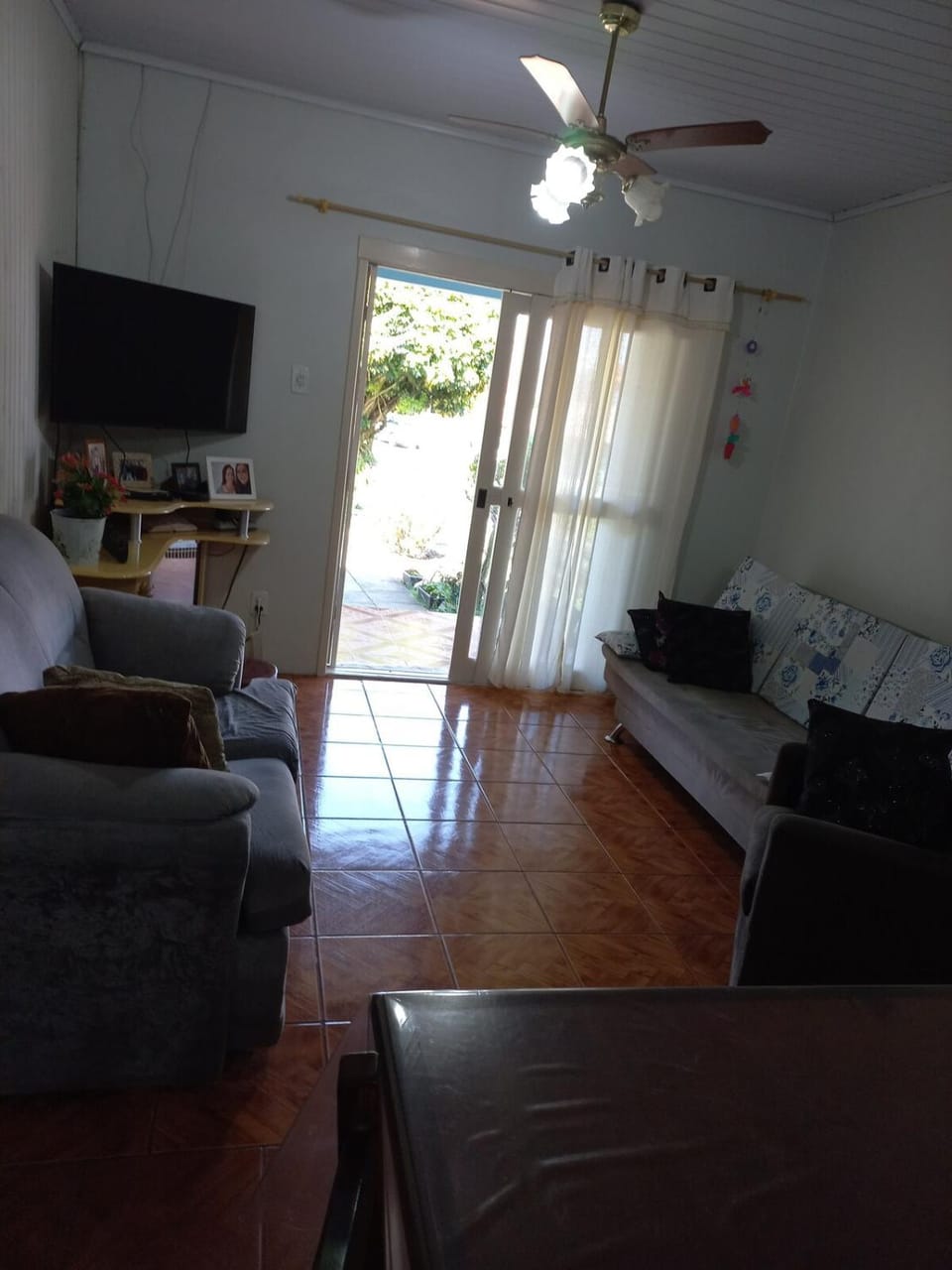 Communal lounge/ TV room, TV and multimedia, Living room, Seating area