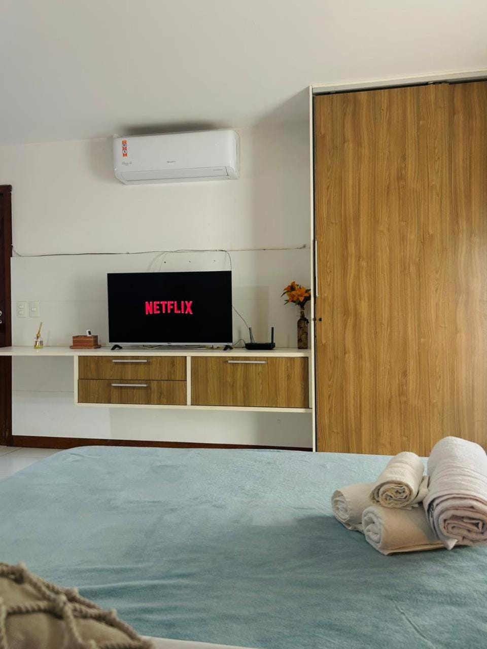 Communal lounge/ TV room, TV and multimedia