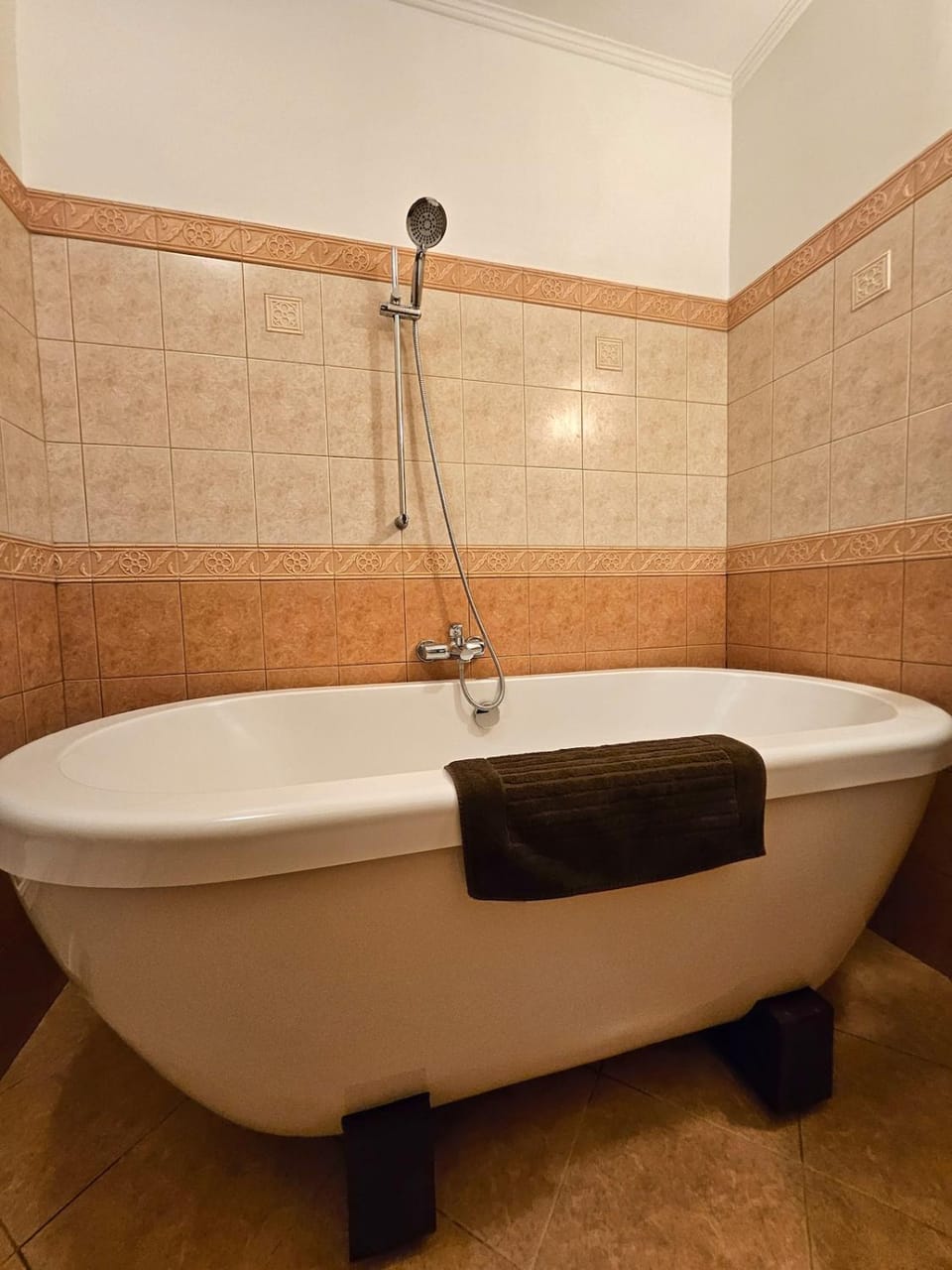 Bathroom, Bath