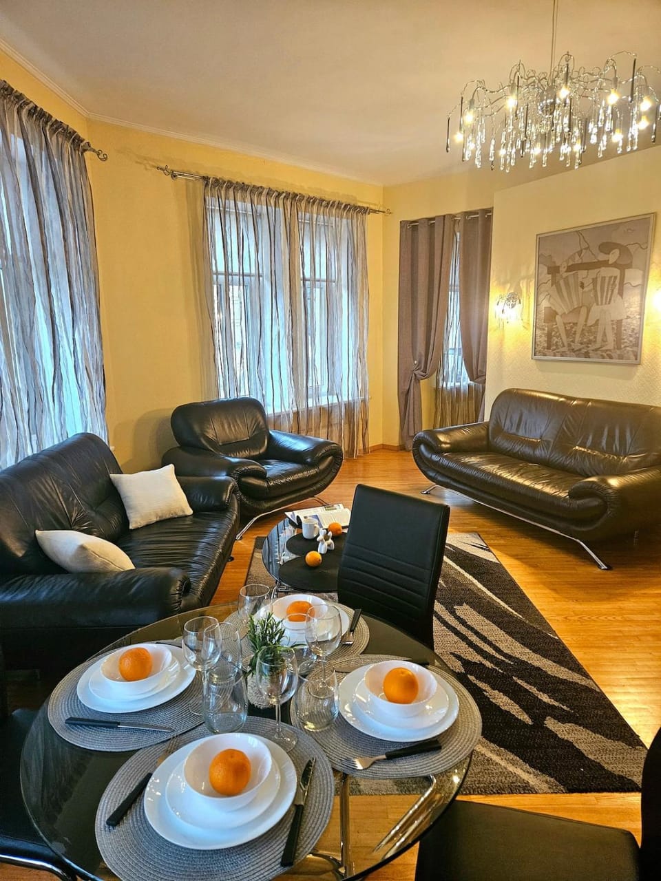Living room, Seating area, Dining area