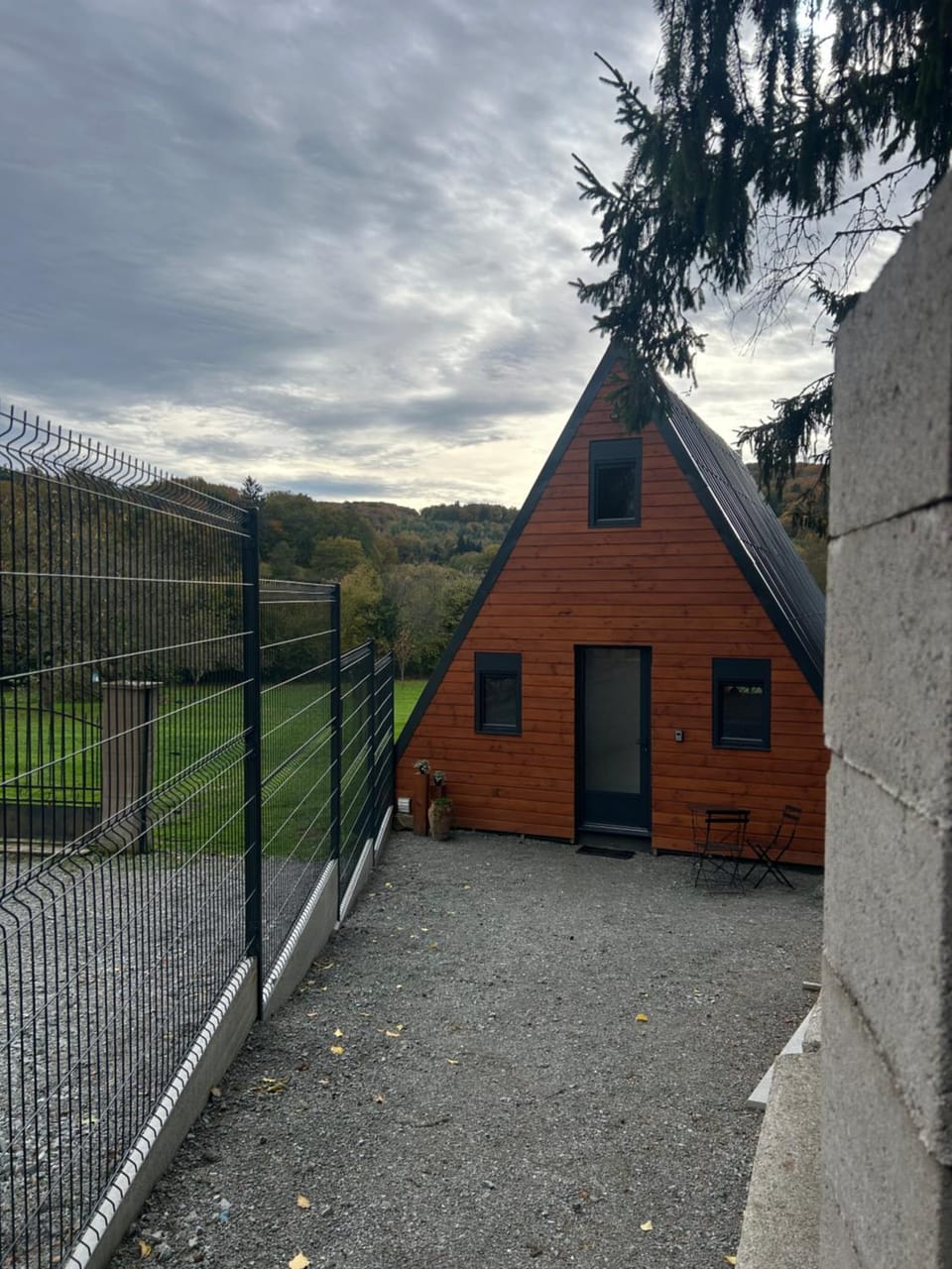 L Atypique Chalet in Nouvelle-Aquitaine